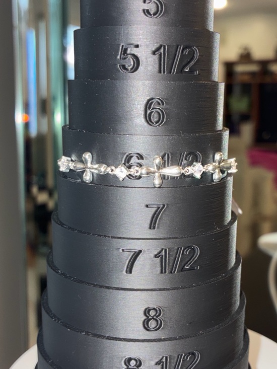Jewelry - Silver Cross Link Crystal Accent Ring - Slim Stackable